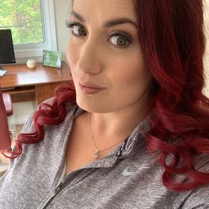 Meet your Posher, Leah